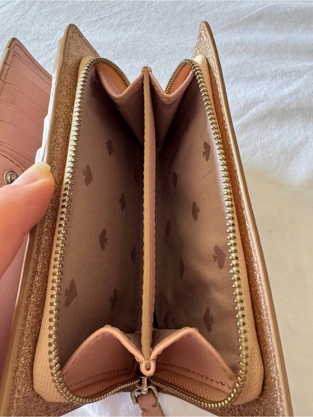 Kate Spade Medium Bifold Wallet Rose Gold Glitter - Picture 4 of 5